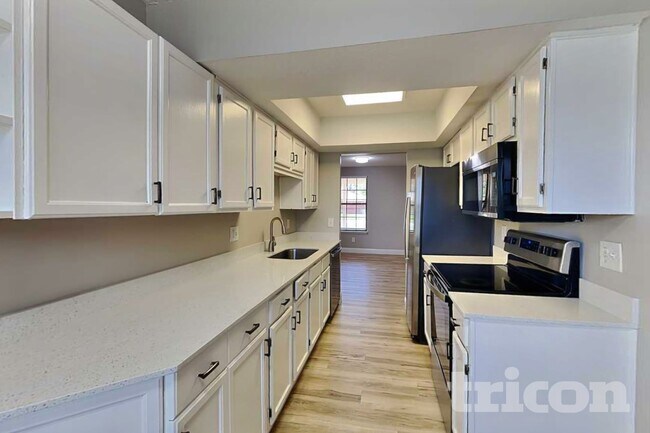 3121 Southwell Ct