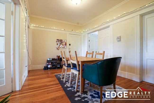 Photo - 10 Radcliffe Rd Unit 6