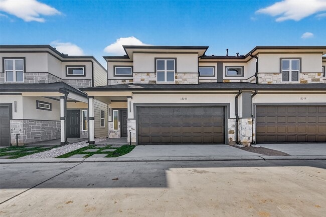 Building Photo - 12311 New Jordan Ln