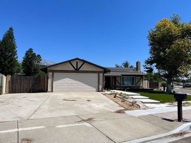 Building Photo - Beautiful Home in Rancho Cucamonga