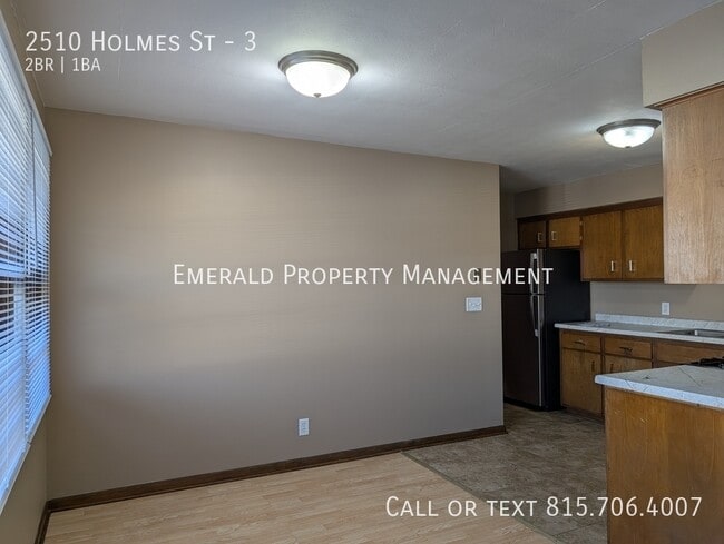 Photo - 2510 Holmes St Unidad 3