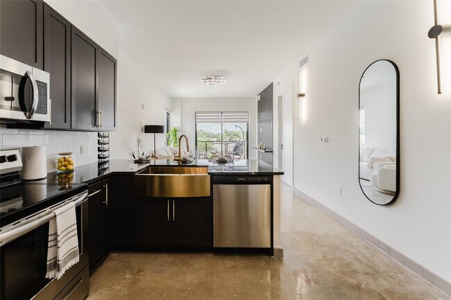 Photo - 2750 Griffin Rd Unit 309