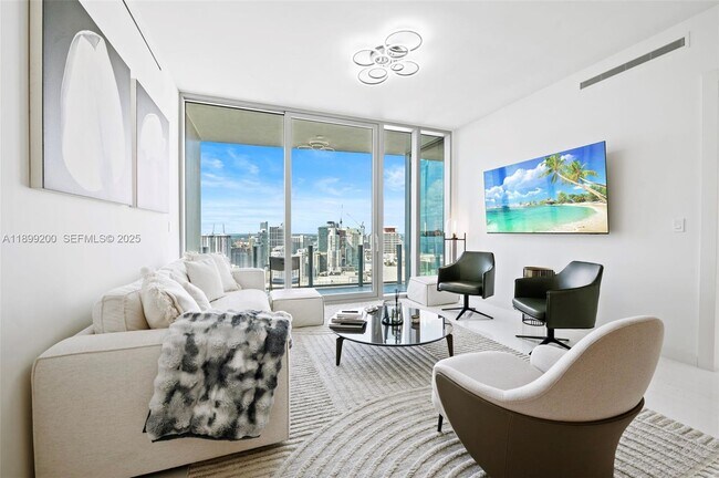 Photo - 300 Biscayne Blvd Way Unidad 4909W