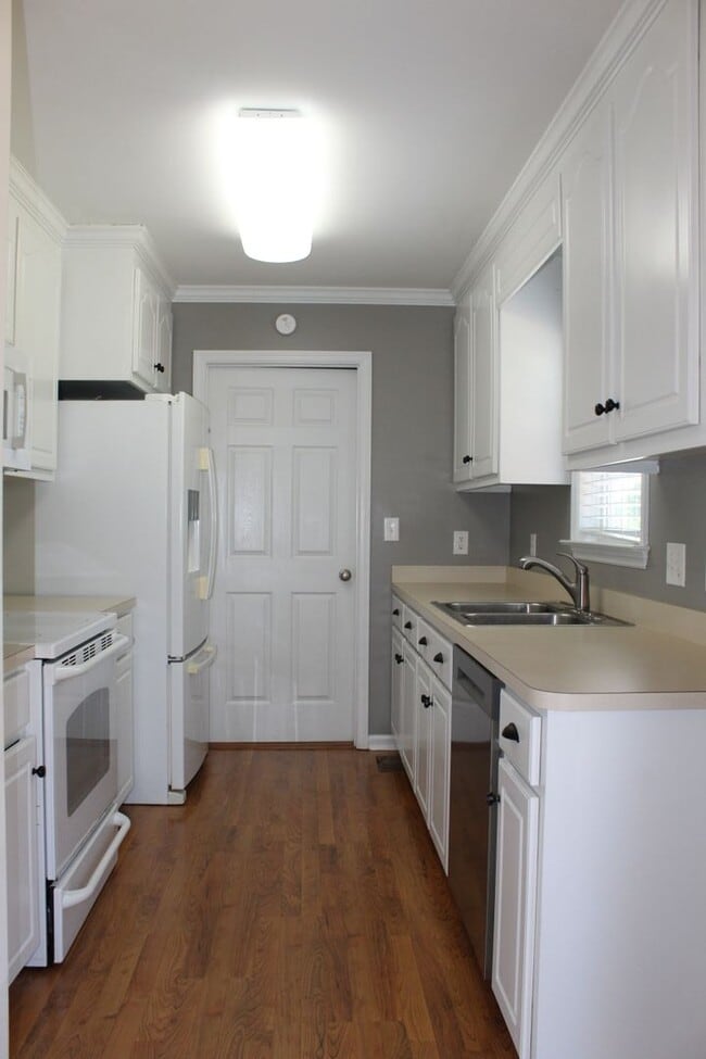 Photo - 212 Killdeer Dr