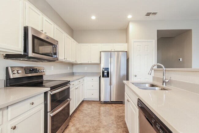 Photo - 2741 W Bowker St