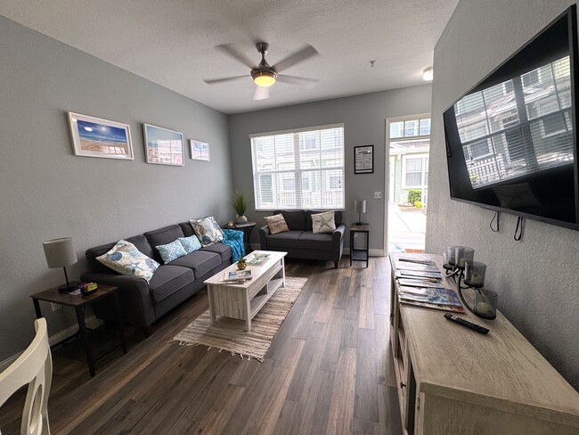 Photo - 4011 Venetian Bay Dr