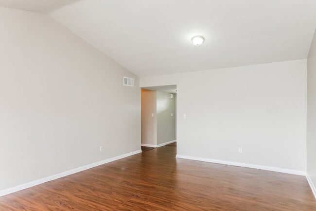 Photo - 11010 SW 123rd Ave