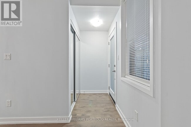 Photo - 869 Wilson Ave