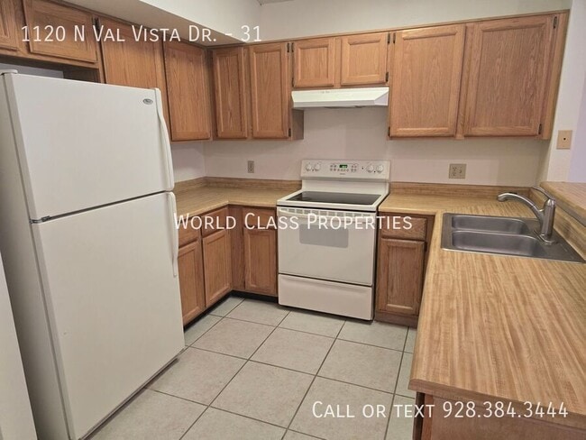 Photo - 1120 N Val Vista Dr