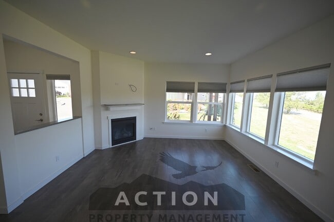 Photo - 3 bed 2 bath home in Solana, Sequim