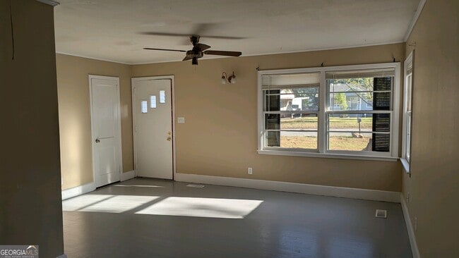 Photo - 830 Beddingfield Ave