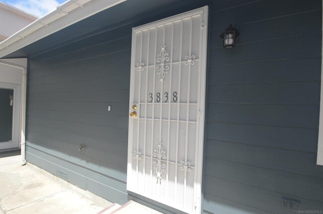 Building Photo - 3838 43rd St Rental