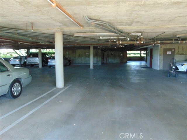 Building Photo - 2203 Apricot Dr