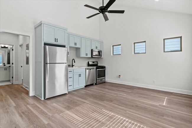 Photo - 1327 N Bronough St Unit 2