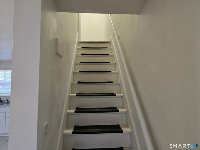 Photo - 157 Eastern Ave Unit 2nd floor