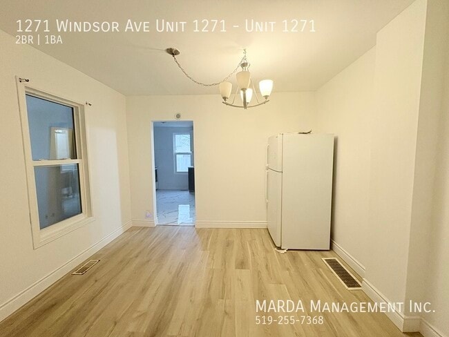 Photo - NEWLY RENOVATED 2 BED/1 BATH DUPLEX IN CTRL WINDSOR + UTILITIES Unit 1271