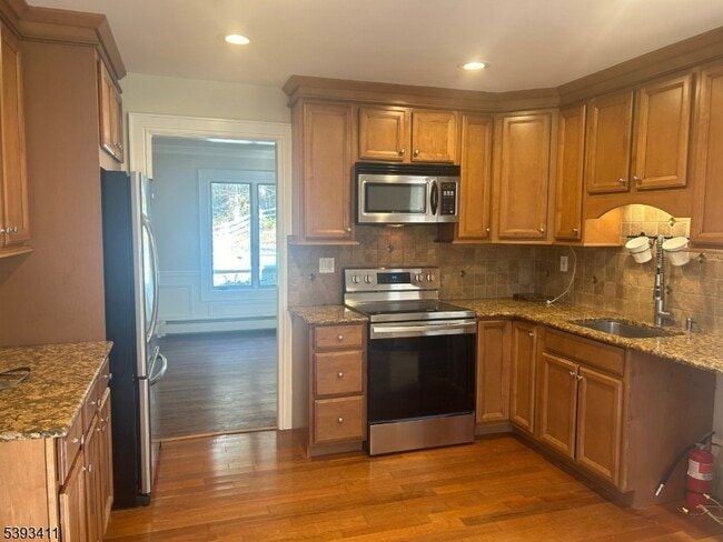 Photo - 102 Drakestown Rd