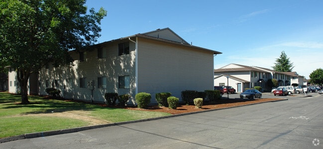 Rockwood Park Apartments