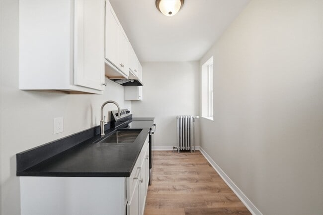 Photo - 41 Richardson Ave Unit 17