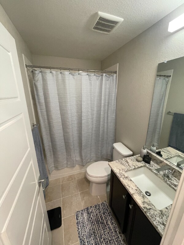 Photo - 2010 S Holly St