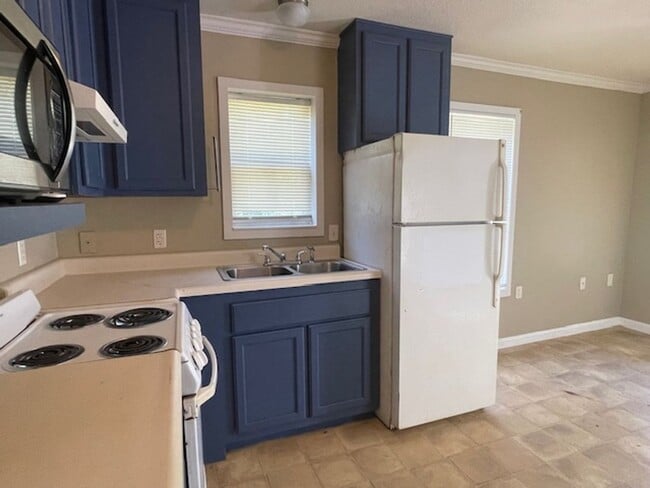 Photo - Adorable cottage