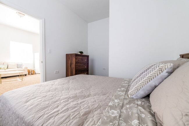 Photo - 5501 W Washington Blvd Chicago, IL 60644