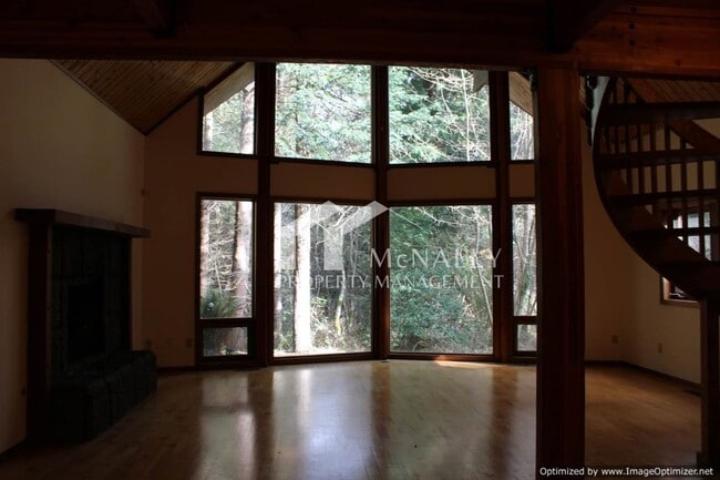 Photo - Wonderful 3-Bedroom Lindal Home on 5 Acres in Artondale