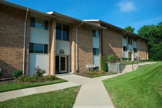The Pines Apartments and Townhomes