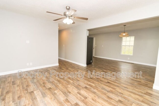 Photo - 3629 Thrushwood Dr