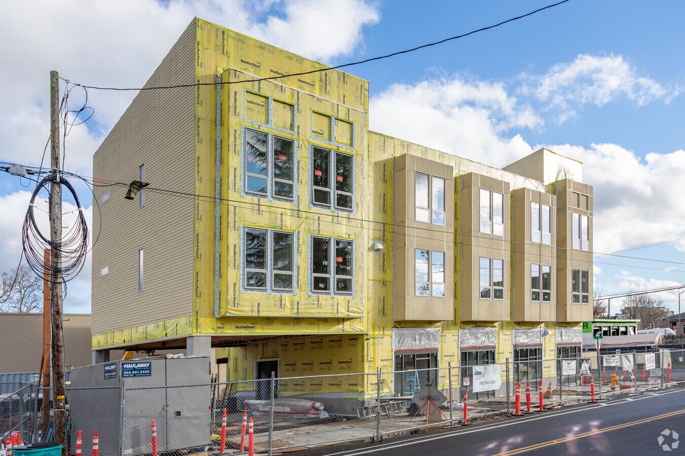 Construction Dec. 2021 - The Florence