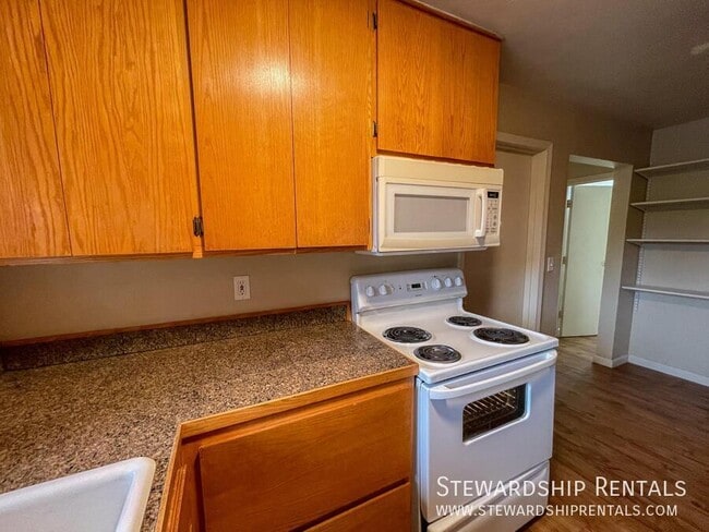Photo - 1827 Harris St Unidad 307 (M)