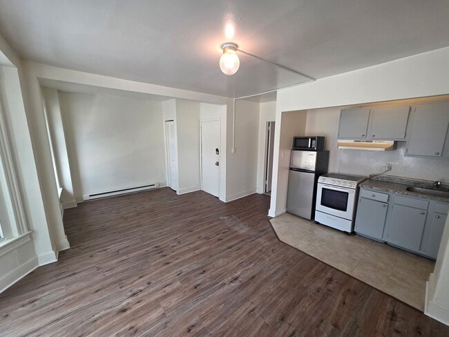 Photo - 818 Walnut St Unit 3