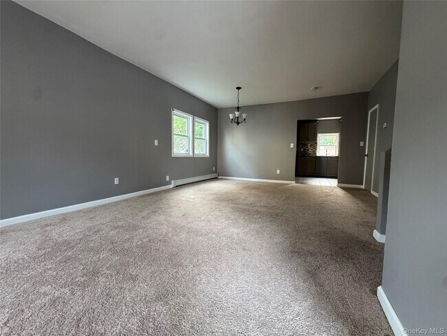 54-56-56 Valley Ave