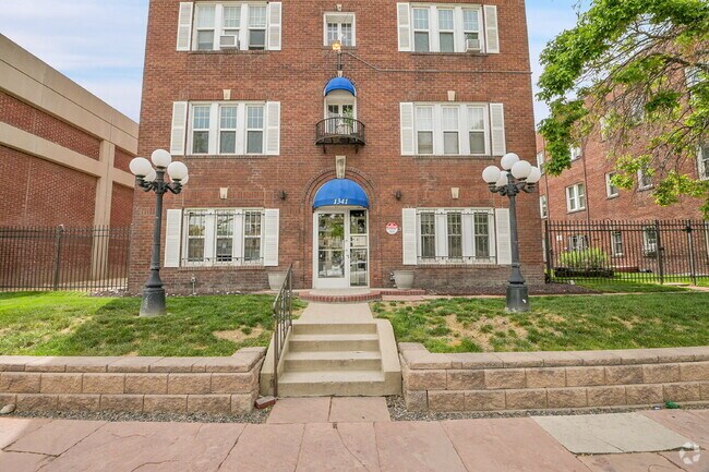 Building Photo - $1,500.00 - 1 Bed, 1 Bath, Condo in Denver... Unit #5