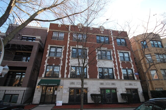 Photo - 835 W Wolfram St