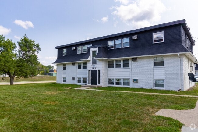 Building Photo - The Jefferson Rental