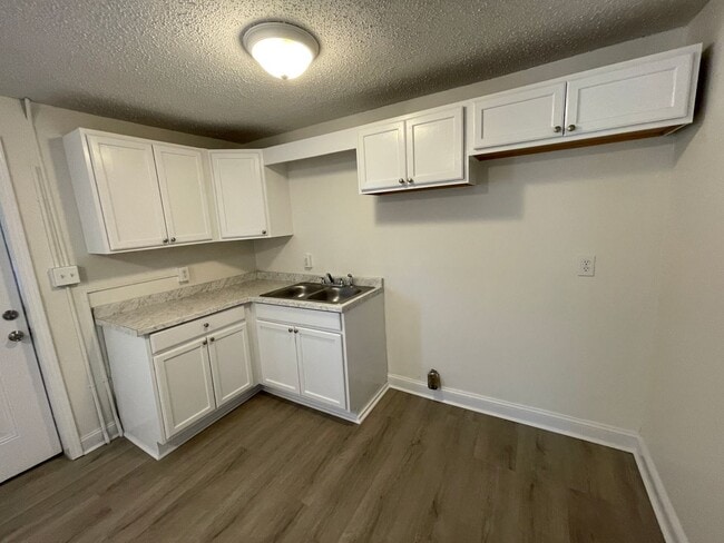 Photo - 402 S 10th St Unit Apt C