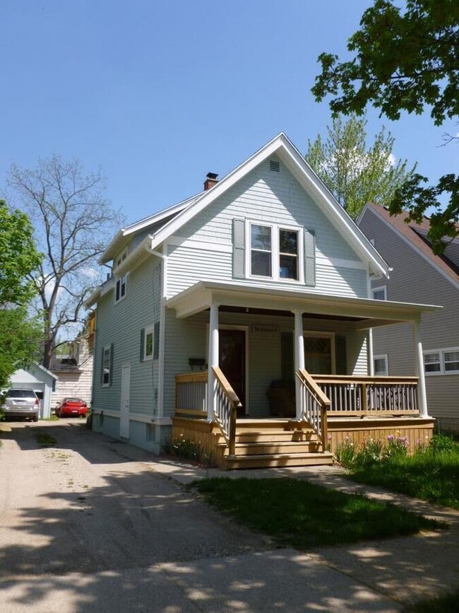 Photo - 717 Dewey-717DEW Unit 717DEW