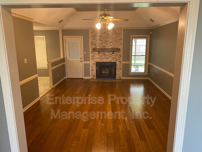 Photo - 3840 Charbon Ln