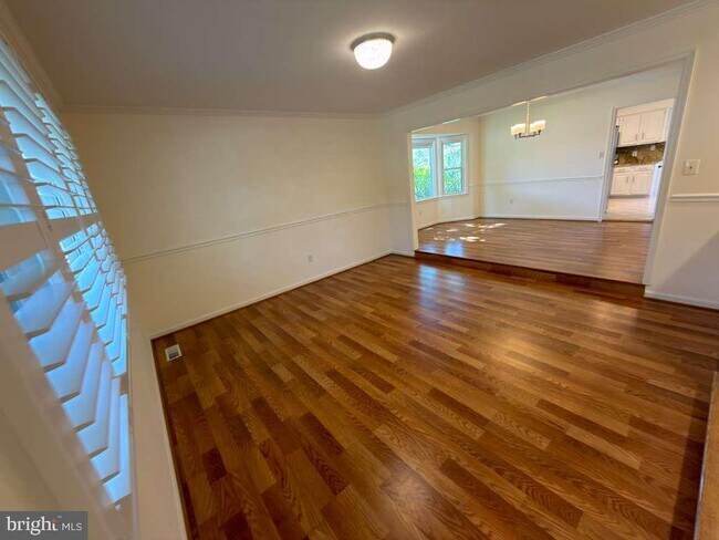 Photo - 8201 Bell Ln
