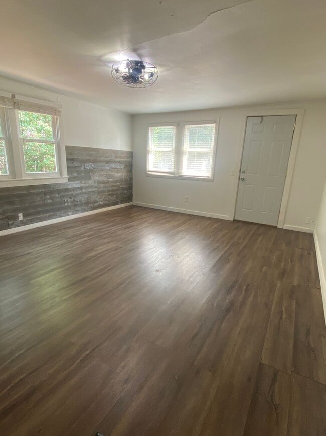 Photo - 2017 Monte Vista Dr