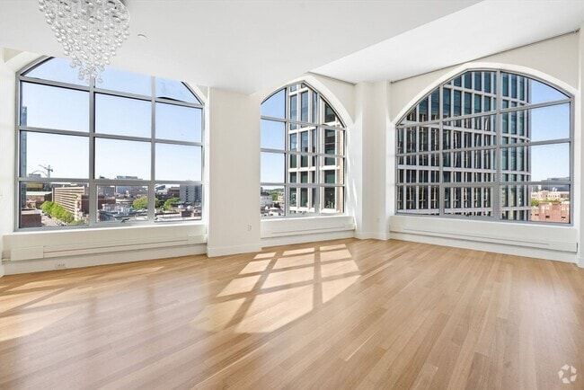 Building Photo - 360 Newbury St Unit 705 Rental