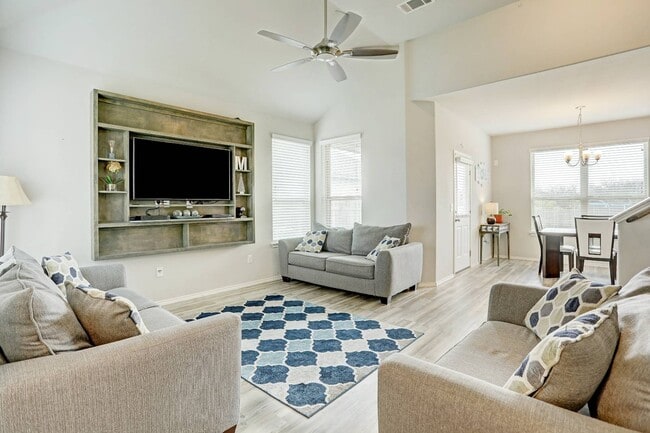 Photo - 5687 Heron Dr