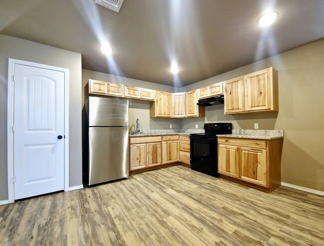 Photo - 3613 E 3rd Pl