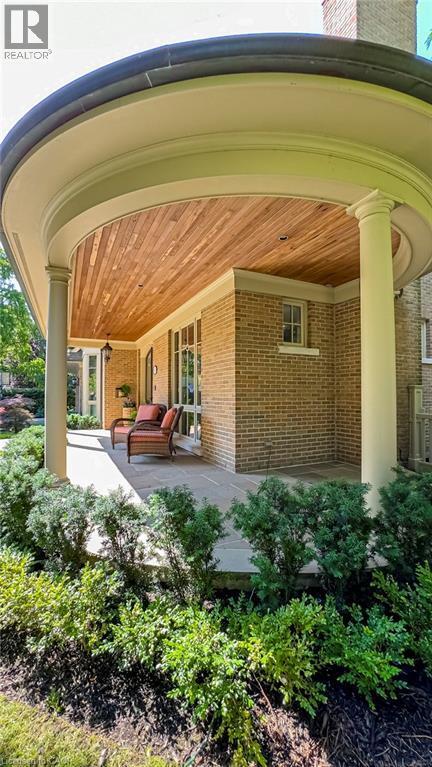 Photo - 282 Dalewood Dr