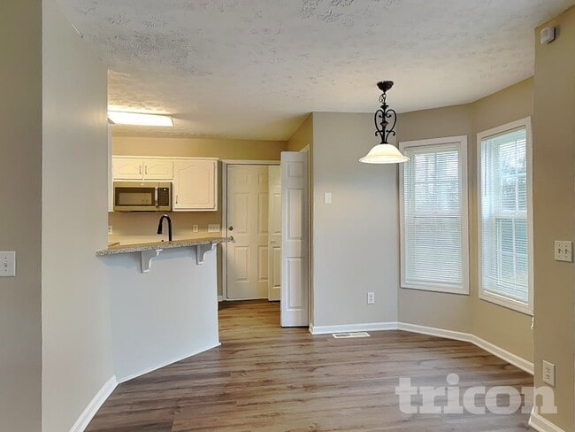 401 Breeze Way