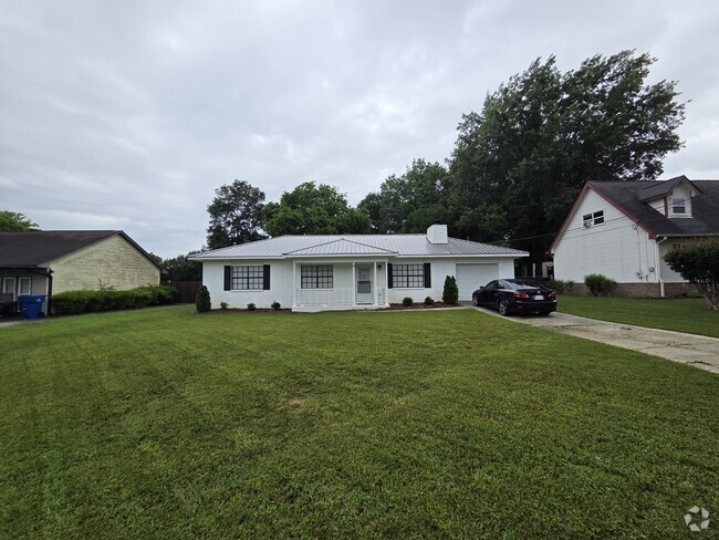 Building Photo - 128 Bluegrass Dr Rental