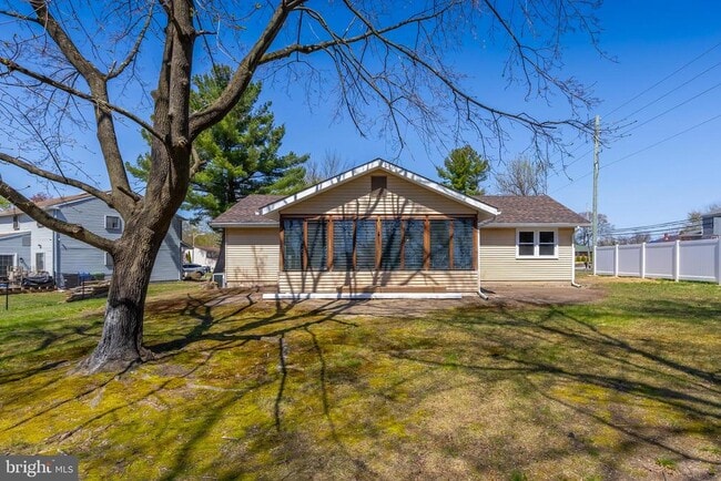 Photo - 78 Abbington Ln