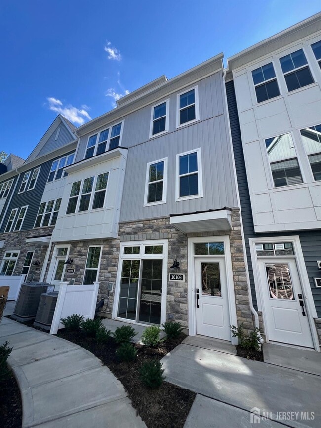 Photo - 10106 Donatello Dr