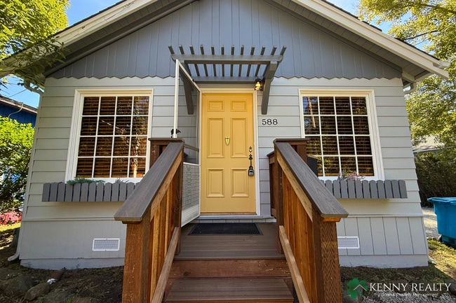 Photo - Charming 1 Bedroom Home with Private Yard in Pacifica